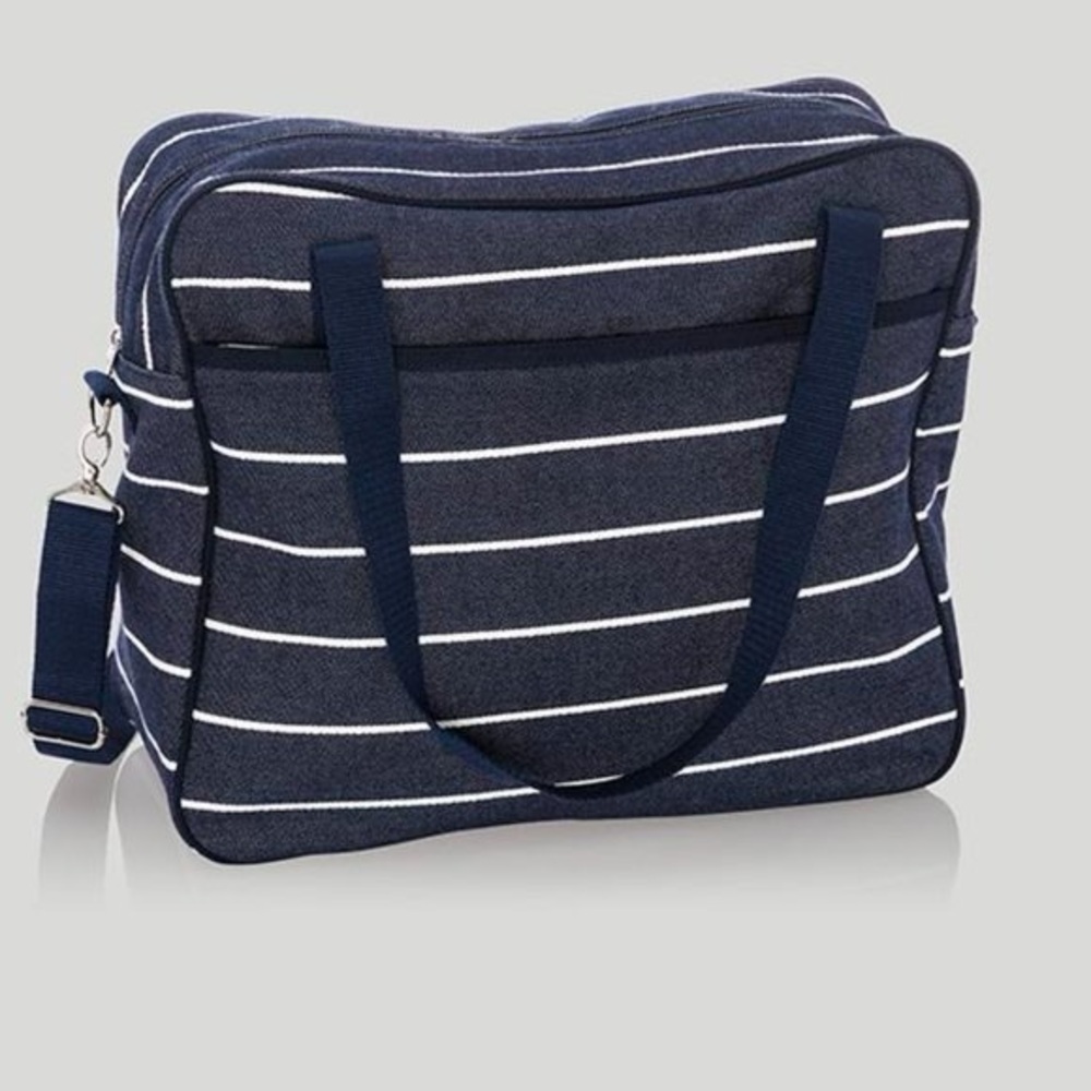 Thirty-One Away For The Weekender Navy Wide Stripe